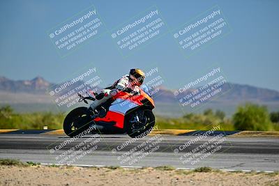 media/Mar-25-2024-Moto Forza (Mon) [[8d4319bd68]]/4-Novice Group/Session 2 (Turn 9 Side)/